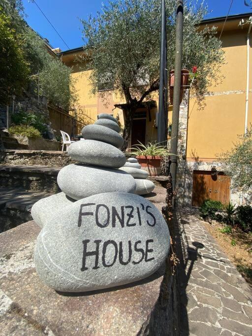 Fonzi'S House La Spezia Exterior foto